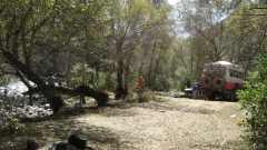 photo of riverside lunch stop